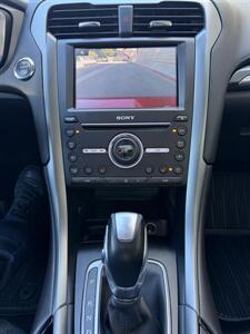 2016 Ford Fusion Energi Titanium - Photo 23 - Tarzana, CA 91356
