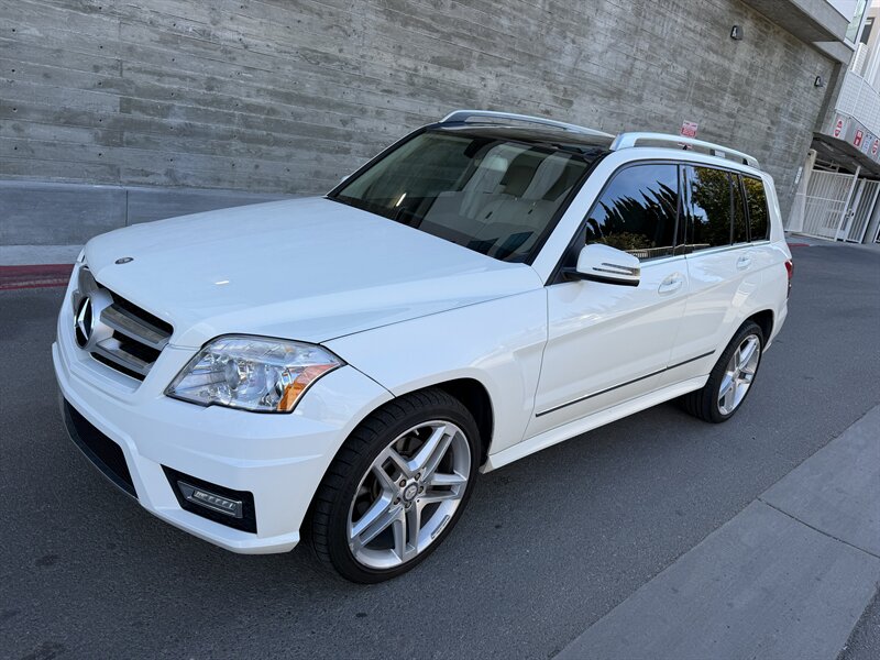 2011 Mercedes-Benz GLK GLK 350 4MATIC   - Photo 1 - Tarzana, CA 91356