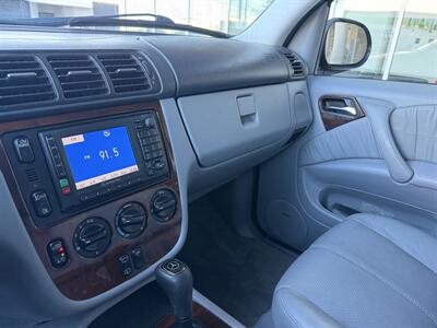 2001 Mercedes-Benz ML 320 Classic   - Photo 23 - Tarzana, CA 91356