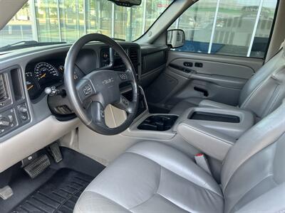 2005 GMC Yukon SLT   - Photo 12 - Tarzana, CA 91356