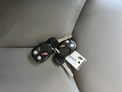 2005 GMC Yukon SLT   - Photo 20 - Tarzana, CA 91356
