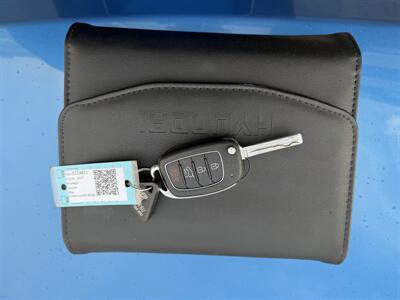 2017 Hyundai TUCSON SE Plus - Photo 18 - Tarzana, CA 91356