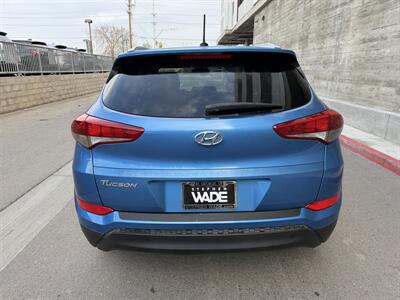 2017 Hyundai TUCSON SE Plus - Photo 5 - Tarzana, CA 91356