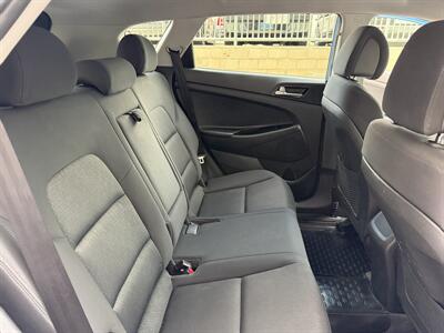 2017 Hyundai TUCSON SE Plus - Photo 15 - Tarzana, CA 91356