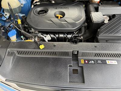 2017 Hyundai TUCSON SE Plus - Photo 19 - Tarzana, CA 91356