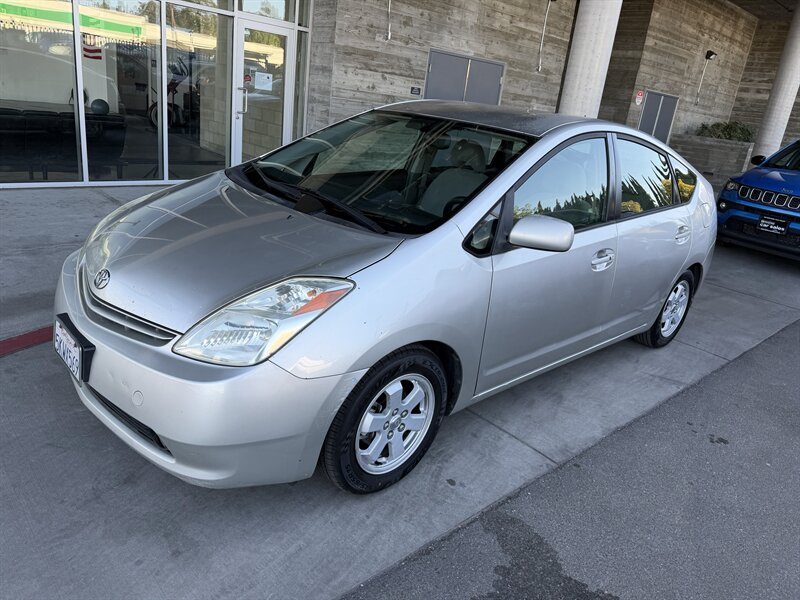 2005 Toyota Prius   - Photo 1 - Tarzana, CA 91356