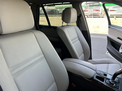 2013 BMW X5 xDrive35i Premium   - Photo 13 - Tarzana, CA 91356