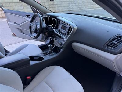 2014 Kia Optima LX - Photo 13 - Tarzana, CA 91356