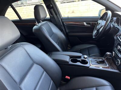 2014 Mercedes-Benz C250 Sport   - Photo 15 - Tarzana, CA 91356