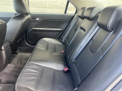 2010 Ford Fusion SEL   - Photo 15 - Tarzana, CA 91356