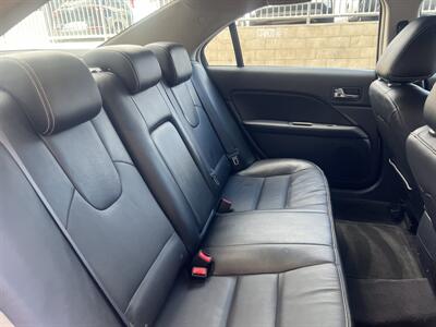 2010 Ford Fusion SEL   - Photo 11 - Tarzana, CA 91356