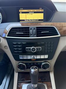 2012 Mercedes-Benz C 250 Sport - Photo 20 - Tarzana, CA 91356