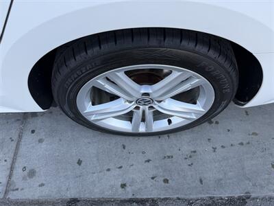 2014 Volkswagen Passat 1.8T SE PZEV   - Photo 10 - Tarzana, CA 91356