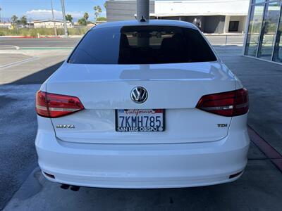 2015 Volkswagen Jetta TDI S   - Photo 5 - Tarzana, CA 91356