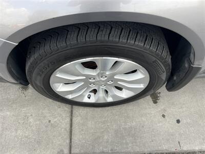 2008 Subaru Outback 2.5XT Limited   - Photo 9 - Tarzana, CA 91356