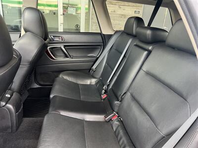 2008 Subaru Outback 2.5XT Limited   - Photo 24 - Tarzana, CA 91356