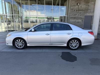 2012 Toyota Avalon Limited   - Photo 3 - Tarzana, CA 91356