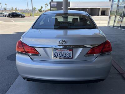 2012 Toyota Avalon Limited   - Photo 5 - Tarzana, CA 91356