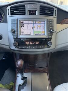 2012 Toyota Avalon Limited   - Photo 23 - Tarzana, CA 91356