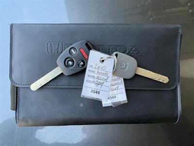 2010 Honda Accord EX-L   - Photo 15 - Tarzana, CA 91356