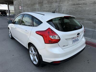 2013 Ford Focus Titanium   - Photo 5 - Tarzana, CA 91356