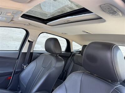 2013 Ford Focus Titanium   - Photo 13 - Tarzana, CA 91356
