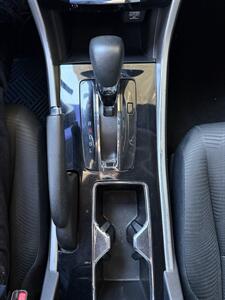 2017 Honda Accord LX   - Photo 19 - Tarzana, CA 91356