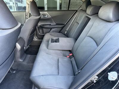 2017 Honda Accord LX   - Photo 11 - Tarzana, CA 91356