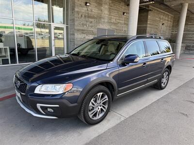 2015 Volvo XC70 T5 Drive-E Platinum   - Photo 2 - Tarzana, CA 91356