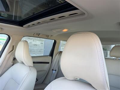 2015 Volvo XC70 T5 Drive-E Platinum   - Photo 13 - Tarzana, CA 91356