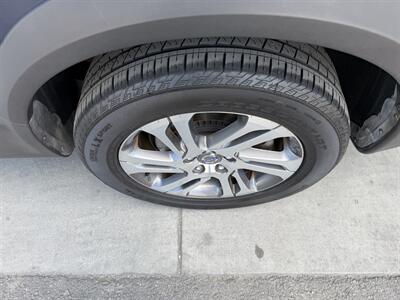 2015 Volvo XC70 T5 Drive-E Platinum   - Photo 10 - Tarzana, CA 91356