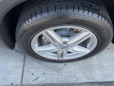 2011 Porsche Cayenne S   - Photo 25 - Tarzana, CA 91356