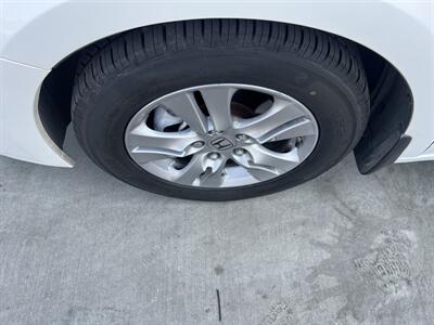 2012 Honda Accord LX-P   - Photo 23 - Tarzana, CA 91356