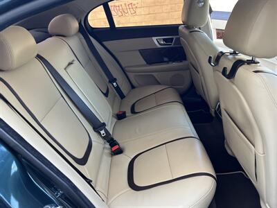 2014 Jaguar XF 3.0   - Photo 18 - Tarzana, CA 91356