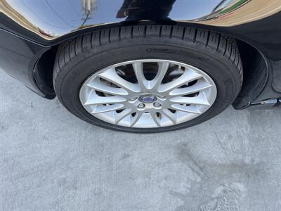 2011 Volvo S40 T5   - Photo 23 - Tarzana, CA 91356