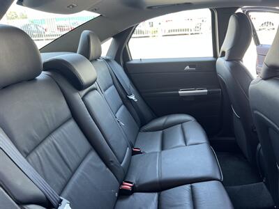 2011 Volvo S40 T5   - Photo 14 - Tarzana, CA 91356