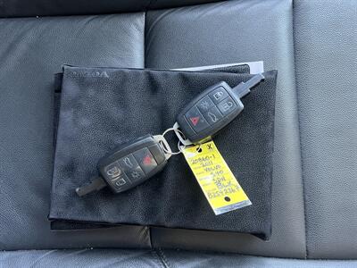 2011 Volvo S40 T5   - Photo 22 - Tarzana, CA 91356