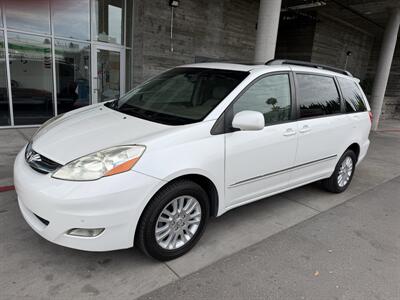 2008 Toyota Sienna XLE Limited - Photo 3 - Tarzana, CA 91356