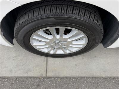 2008 Toyota Sienna XLE Limited - Photo 8 - Tarzana, CA 91356