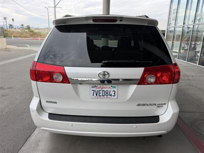 2008 Toyota Sienna XLE Limited - Photo 5 - Tarzana, CA 91356