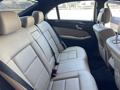 2011 Mercedes-Benz E 350 Sport   - Photo 13 - Tarzana, CA 91356