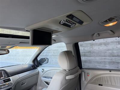 2008 Honda Odyssey Touring   - Photo 16 - Tarzana, CA 91356