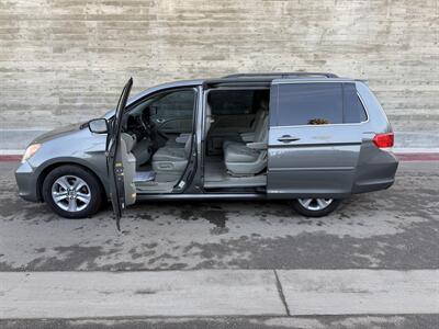 2008 Honda Odyssey Touring   - Photo 4 - Tarzana, CA 91356