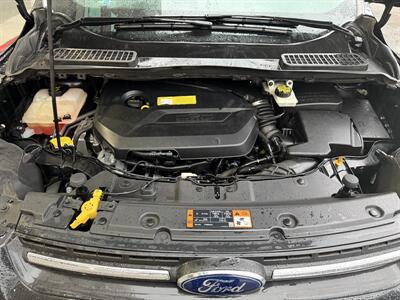 2015 Ford Escape SE - Photo 19 - Tarzana, CA 91356