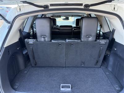 2015 INFINITI QX60   - Photo 13 - Tarzana, CA 91356