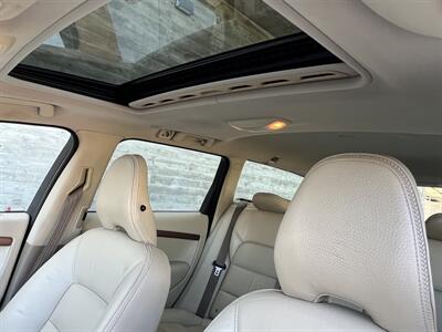 2009 Volvo XC70 T6   - Photo 11 - Tarzana, CA 91356