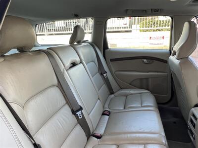 2009 Volvo XC70 T6   - Photo 13 - Tarzana, CA 91356