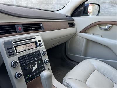 2009 Volvo XC70 T6   - Photo 17 - Tarzana, CA 91356