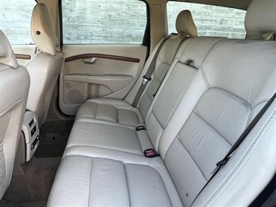 2009 Volvo XC70 T6   - Photo 12 - Tarzana, CA 91356