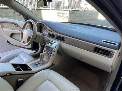 2009 Volvo XC70 T6   - Photo 15 - Tarzana, CA 91356